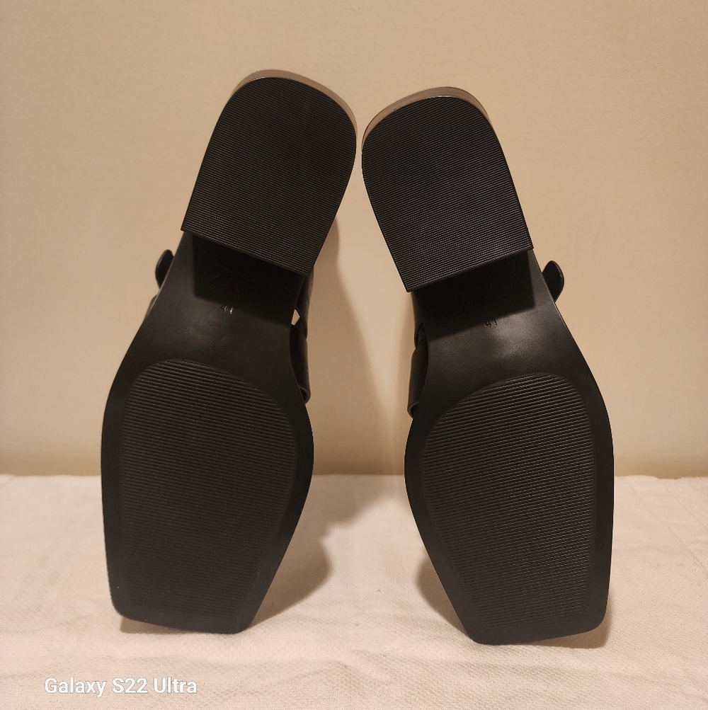 Zara Sandals - Picture 9 of 10